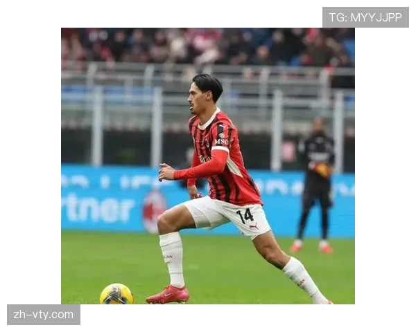 AC米兰对阵帕尔马一役暴露防守问题连续失球